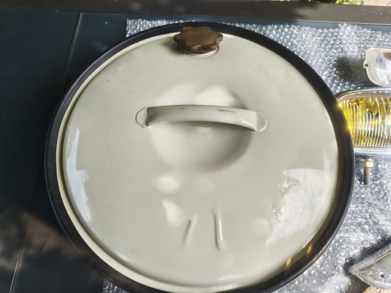 Reserve gas can 15 inches