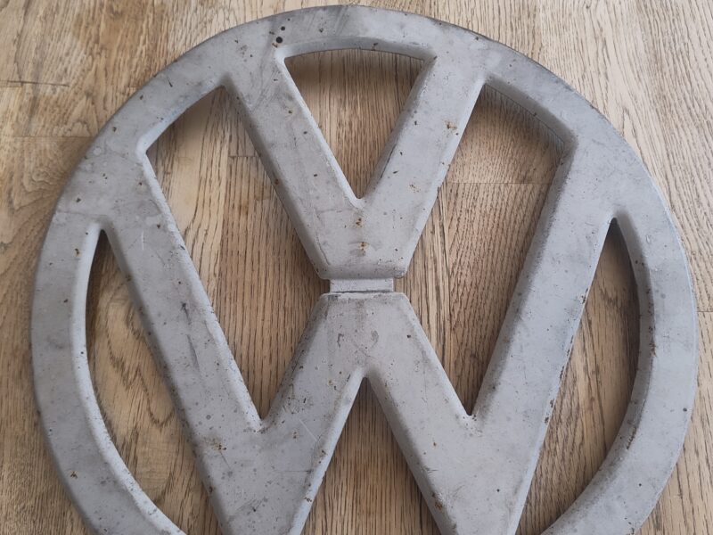 VW T1 Split front emblem